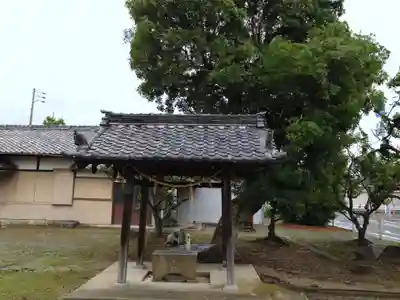 大草神社の手水舎