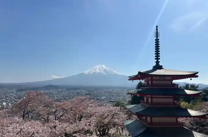 新倉富士浅間神社(山梨県)