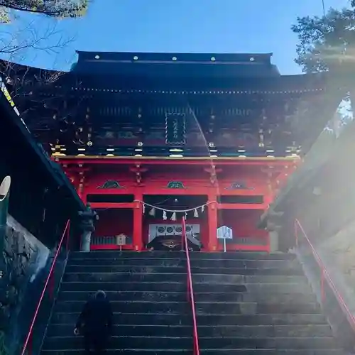 六所神社の山門