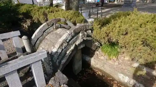 本莊神社の庭園