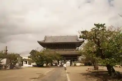 光明寺の本殿・本堂
