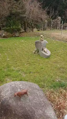 岐阜護國神社の狛犬