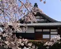 西来寺の本殿・本堂