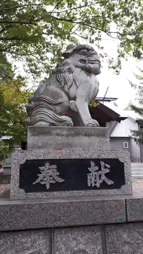 神楽神社の狛犬