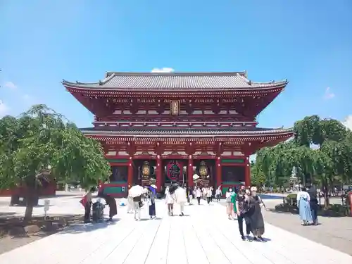 浅草寺の山門・神門