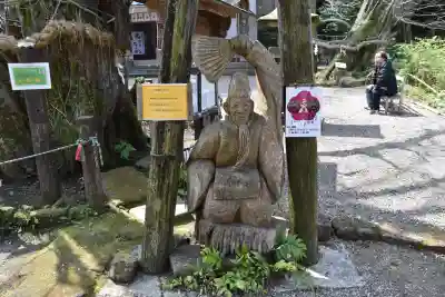 伊那下神社の{uncategorized: "未分類", other: "その他", undefined: "問題あり", building: "その他建物", grave: "お墓", sacred_gate: "鳥居", guardian: "狛犬", statue: "像", buddha: "仏像", history: "歴史", nature: "自然", garden: "庭園", animal: "動物", pagoda: "塔", temizu: "手水舎", mountain_gate: "山門・神門", sanctuary: "本殿・本堂", subordinate: "末社・摂社", art: "芸術", scenery: "景色", jizo: "地蔵", ema: "絵馬", goshuin: "御朱印", omikuji: "おみくじ", items: "授与品その他", amulet: "お守り", goshuincho: "御朱印帳", eats: "食事", festival: "お祭り", votive_dance: "神楽", shichigosan: "七五三参", wedding: "結婚式", experience: "体験その他", initially: "初詣", around: "周辺", anti_infection: "感染症対策"}
