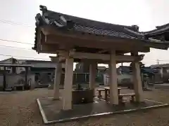 竜讃寺の手水