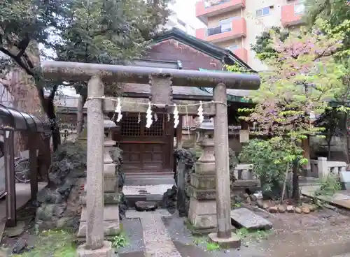 小野照崎神社の鳥居