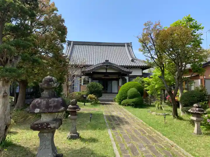 養福寺の本殿・本堂