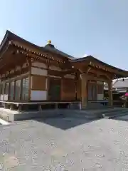 照光寺の本殿