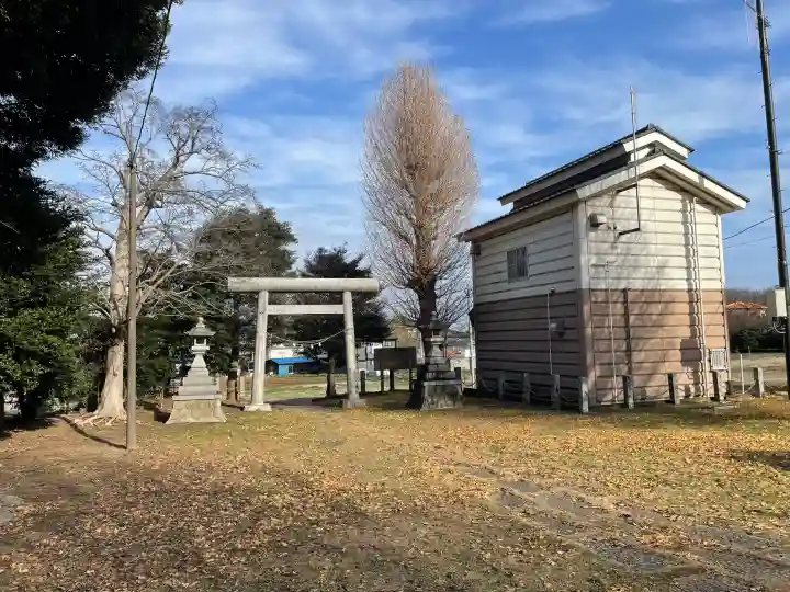 紙敷胡録神社の{uncategorized: "未分類", other: "その他", undefined: "問題あり", building: "その他建物", grave: "お墓", sacred_gate: "鳥居", guardian: "狛犬", statue: "像", buddha: "仏像", history: "歴史", nature: "自然", garden: "庭園", animal: "動物", pagoda: "塔", temizu: "手水舎", mountain_gate: "山門・神門", sanctuary: "本殿・本堂", subordinate: "末社・摂社", art: "芸術", scenery: "景色", jizo: "地蔵", ema: "絵馬", goshuin: "御朱印", omikuji: "おみくじ", items: "授与品その他", amulet: "お守り", goshuincho: "御朱印帳", eats: "食事", festival: "お祭り", votive_dance: "神楽", shichigosan: "七五三参", wedding: "結婚式", experience: "体験その他", initially: "初詣", around: "周辺", anti_infection: "感染症対策"}