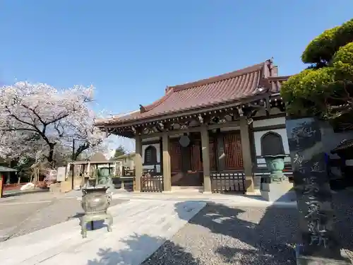 如宝寺の本殿・本堂