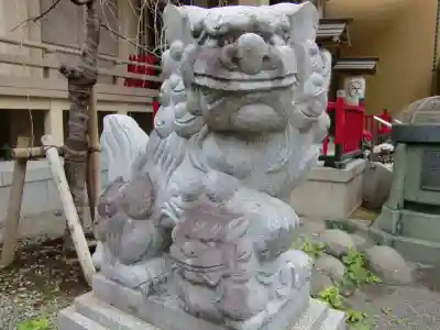 矢先稲荷神社の狛犬