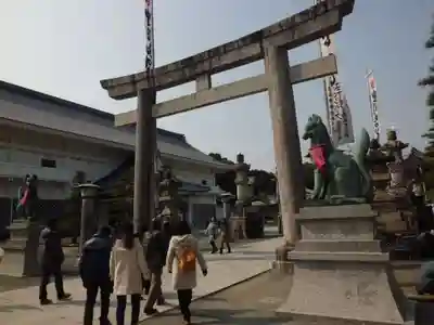 豊川閣　妙厳寺の鳥居