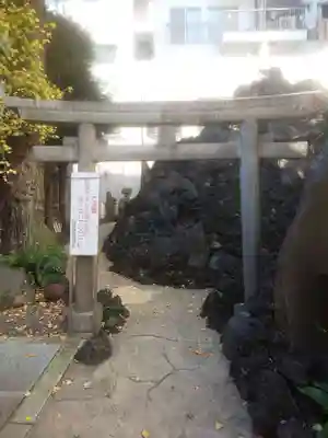 鐵砲洲稲荷神社の鳥居