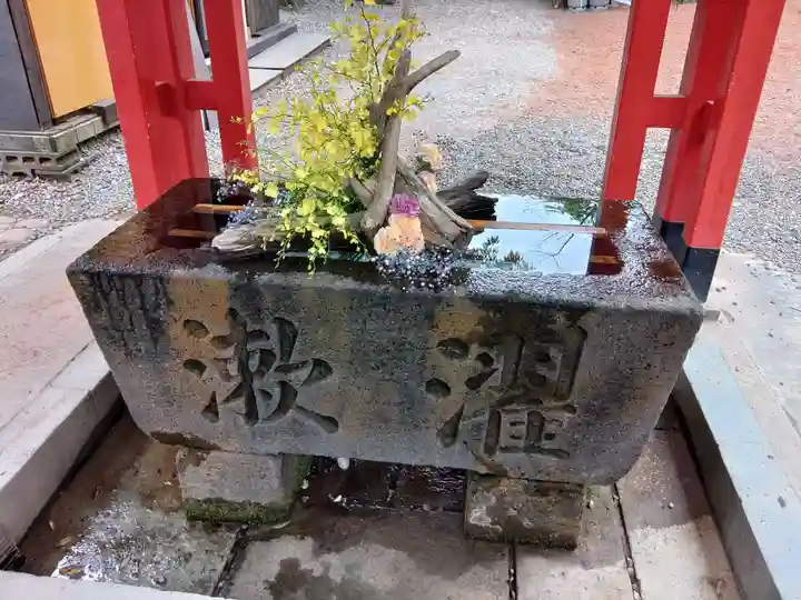 石浦神社の手水舎