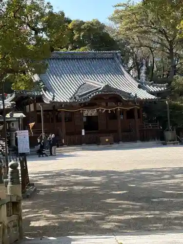 諏訪神社の{uncategorized: "未分類", other: "その他", undefined: "問題あり", building: "その他建物", grave: "お墓", sacred_gate: "鳥居", guardian: "狛犬", statue: "像", buddha: "仏像", history: "歴史", nature: "自然", garden: "庭園", animal: "動物", pagoda: "塔", temizu: "手水舎", mountain_gate: "山門・神門", sanctuary: "本殿・本堂", subordinate: "末社・摂社", art: "芸術", scenery: "景色", jizo: "地蔵", ema: "絵馬", goshuin: "御朱印", omikuji: "おみくじ", items: "授与品その他", amulet: "お守り", goshuincho: "御朱印帳", eats: "食事", festival: "お祭り", votive_dance: "神楽", shichigosan: "七五三参", wedding: "結婚式", experience: "体験その他", initially: "初詣", around: "周辺", anti_infection: "感染症対策"}