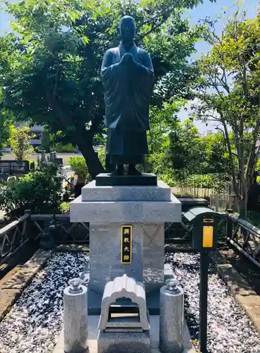 金剛寺の像