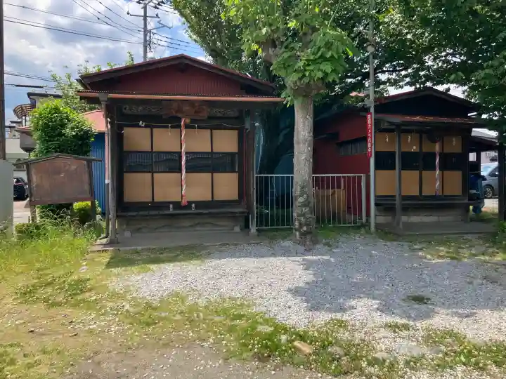 大鷲神社の{uncategorized: "未分類", other: "その他", undefined: "問題あり", building: "その他建物", grave: "お墓", sacred_gate: "鳥居", guardian: "狛犬", statue: "像", buddha: "仏像", history: "歴史", nature: "自然", garden: "庭園", animal: "動物", pagoda: "塔", temizu: "手水舎", mountain_gate: "山門・神門", sanctuary: "本殿・本堂", subordinate: "末社・摂社", art: "芸術", scenery: "景色", jizo: "地蔵", ema: "絵馬", goshuin: "御朱印", omikuji: "おみくじ", items: "授与品その他", amulet: "お守り", goshuincho: "御朱印帳", eats: "食事", festival: "お祭り", votive_dance: "神楽", shichigosan: "七五三参", wedding: "結婚式", experience: "体験その他", initially: "初詣", around: "周辺", anti_infection: "感染症対策"}
