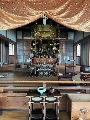 長雲寺の{uncategorized: "未分類", other: "その他", undefined: "問題あり", building: "その他建物", grave: "お墓", sacred_gate: "鳥居", guardian: "狛犬", statue: "像", buddha: "仏像", history: "歴史", nature: "自然", garden: "庭園", animal: "動物", pagoda: "塔", temizu: "手水舎", mountain_gate: "山門・神門", sanctuary: "本殿・本堂", subordinate: "末社・摂社", art: "芸術", scenery: "景色", jizo: "地蔵", ema: "絵馬", goshuin: "御朱印", omikuji: "おみくじ", items: "授与品その他", amulet: "お守り", goshuincho: "御朱印帳", eats: "食事", festival: "お祭り", votive_dance: "神楽", shichigosan: "七五三参", wedding: "結婚式", experience: "体験その他", initially: "初詣", around: "周辺", anti_infection: "感染症対策"}