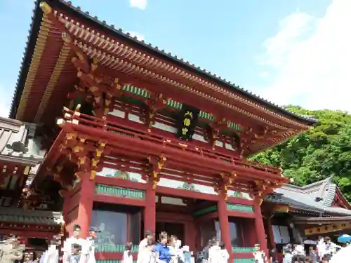 鶴岡八幡宮の山門・神門