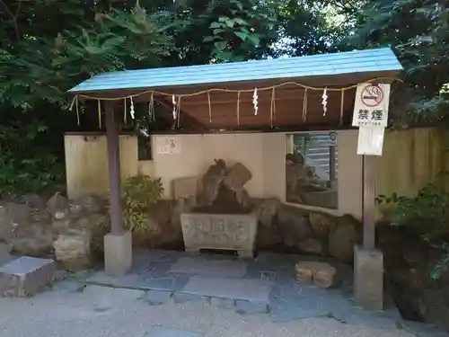 宇治神社の手水舎