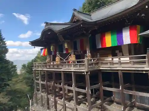 狸谷山不動院の本殿・本堂