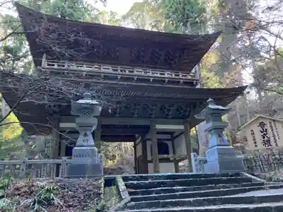最乗寺（道了尊）の山門・神門