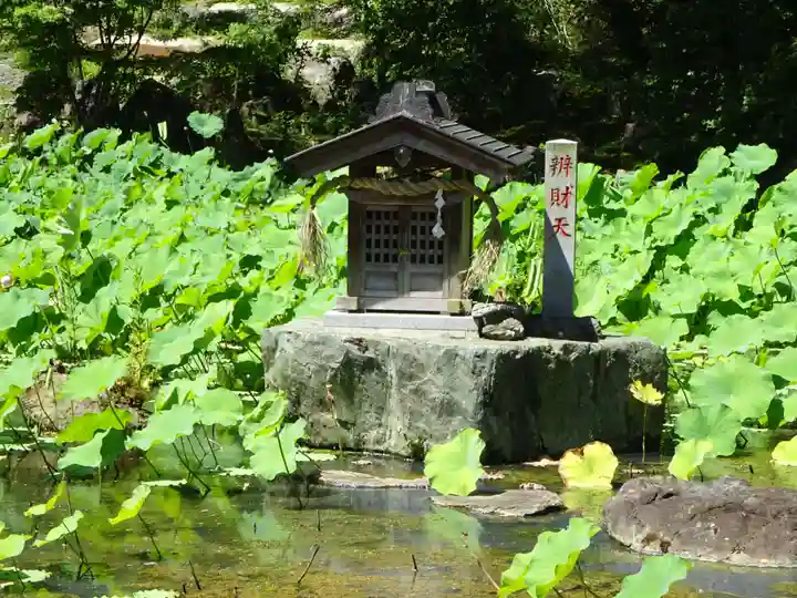 常昌院の末社・摂社