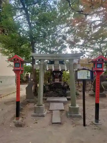 葛西神社の{uncategorized: "未分類", other: "その他", undefined: "問題あり", building: "その他建物", grave: "お墓", sacred_gate: "鳥居", guardian: "狛犬", statue: "像", buddha: "仏像", history: "歴史", nature: "自然", garden: "庭園", animal: "動物", pagoda: "塔", temizu: "手水舎", mountain_gate: "山門・神門", sanctuary: "本殿・本堂", subordinate: "末社・摂社", art: "芸術", scenery: "景色", jizo: "地蔵", ema: "絵馬", goshuin: "御朱印", omikuji: "おみくじ", items: "授与品その他", amulet: "お守り", goshuincho: "御朱印帳", eats: "食事", festival: "お祭り", votive_dance: "神楽", shichigosan: "七五三参", wedding: "結婚式", experience: "体験その他", initially: "初詣", around: "周辺", anti_infection: "感染症対策"}