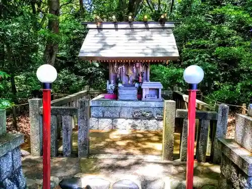 白鳥神社の末社・摂社