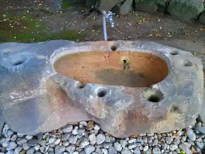 世木神社の手水舎