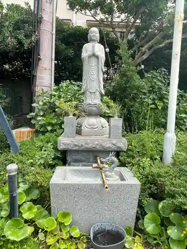 最福寺別院江の島大師の手水舎