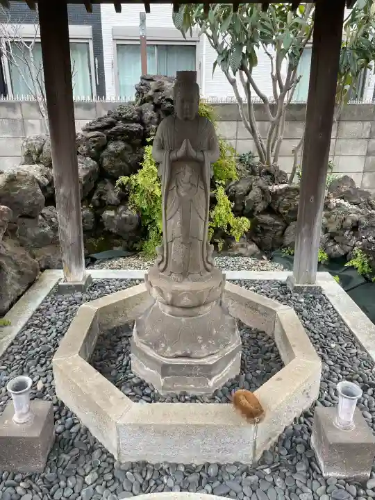 善慶寺の{uncategorized: "未分類", other: "その他", undefined: "問題あり", building: "その他建物", grave: "お墓", sacred_gate: "鳥居", guardian: "狛犬", statue: "像", buddha: "仏像", history: "歴史", nature: "自然", garden: "庭園", animal: "動物", pagoda: "塔", temizu: "手水舎", mountain_gate: "山門・神門", sanctuary: "本殿・本堂", subordinate: "末社・摂社", art: "芸術", scenery: "景色", jizo: "地蔵", ema: "絵馬", goshuin: "御朱印", omikuji: "おみくじ", items: "授与品その他", amulet: "お守り", goshuincho: "御朱印帳", eats: "食事", festival: "お祭り", votive_dance: "神楽", shichigosan: "七五三参", wedding: "結婚式", experience: "体験その他", initially: "初詣", around: "周辺", anti_infection: "感染症対策"}