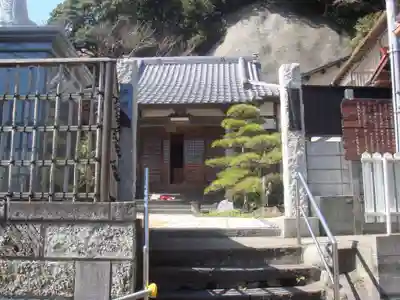 海前寺の本殿・本堂