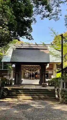 鎌田神明宮の山門・神門
