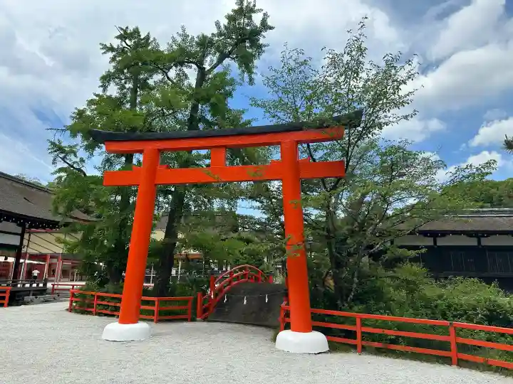 賀茂御祖神社(下鴨神社)の{uncategorized: "未分類", other: "その他", undefined: "問題あり", building: "その他建物", grave: "お墓", sacred_gate: "鳥居", guardian: "狛犬", statue: "像", buddha: "仏像", history: "歴史", nature: "自然", garden: "庭園", animal: "動物", pagoda: "塔", temizu: "手水舎", mountain_gate: "山門・神門", sanctuary: "本殿・本堂", subordinate: "末社・摂社", art: "芸術", scenery: "景色", jizo: "地蔵", ema: "絵馬", goshuin: "御朱印", omikuji: "おみくじ", items: "授与品その他", amulet: "お守り", goshuincho: "御朱印帳", eats: "食事", festival: "お祭り", votive_dance: "神楽", shichigosan: "七五三参", wedding: "結婚式", experience: "体験その他", initially: "初詣", around: "周辺", anti_infection: "感染症対策"}