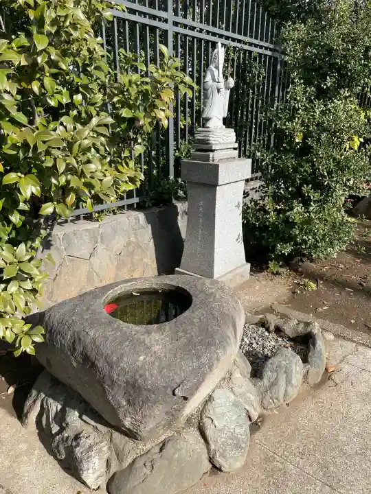 菊名池弁財天(神奈川県)