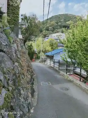 伊豆山神社の周辺