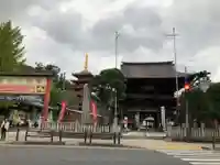 高幡不動尊 金剛寺の山門・神門