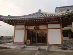 観音寺の本殿