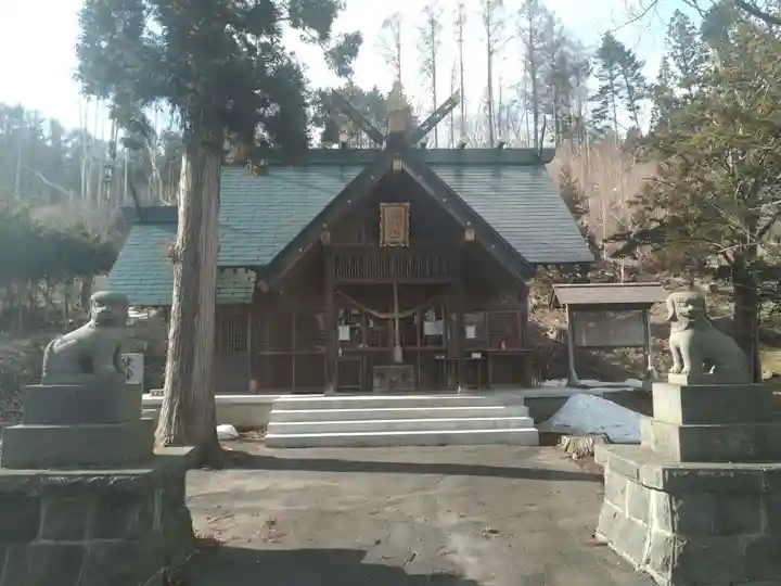 壮瞥神社の本殿・本堂