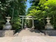 彌彦神社の鳥居