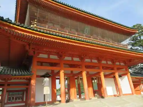 平安神宮の山門・神門