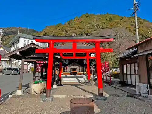 多度稲荷神社の鳥居