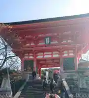 清水寺の山門・神門