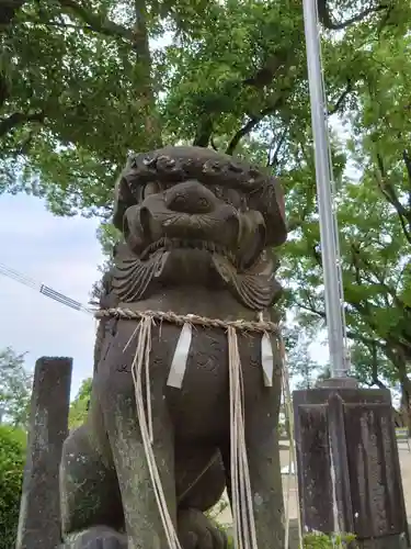 四山神社の狛犬