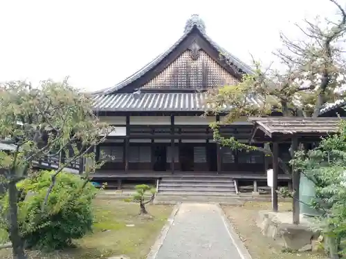 本徳寺の本殿・本堂