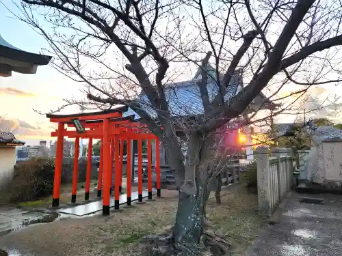 柿本神社の末社