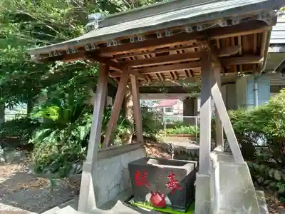四ツ家稲荷神社の手水舎